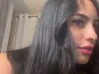 sexc-lola1 Live Webcam on CamSoda