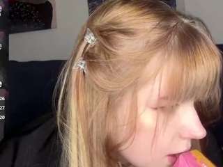 zoegarcia live cam profile