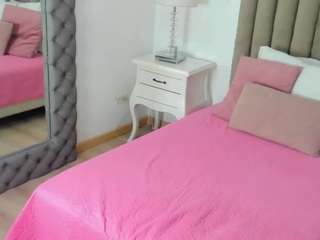 zusan-king Live Webcam on CamSoda