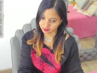 zusan-king's CamSoda show and profile