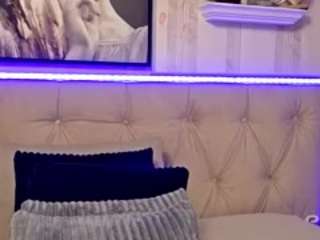 atanasiaxxx's CamSoda show and profile