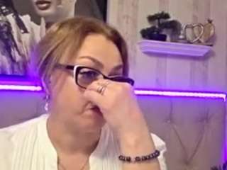 atanasiaxxx's CamSoda show and profile