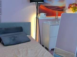 Aura-Powers live webcam show