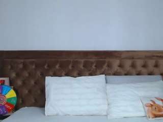 aylinhoney08 Live Webcam on CamSoda