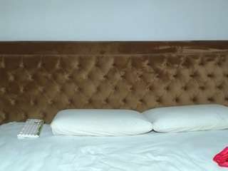 aylinhoney08 Live Webcam on CamSoda