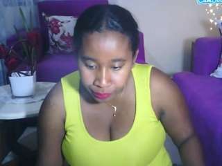 divinaqueen webcam camsoda model stream image