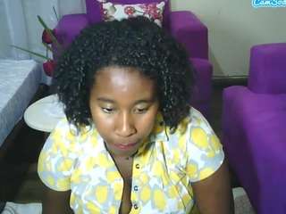 divinaqueen webcam camsoda model stream image