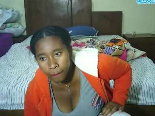 divinaqueen webcam model