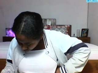 divinaqueen live webcam show