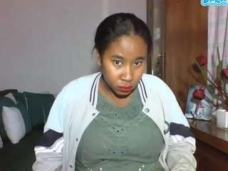 divinaqueen live webcam show