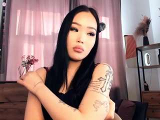 EarleneLuginbill live webcam show