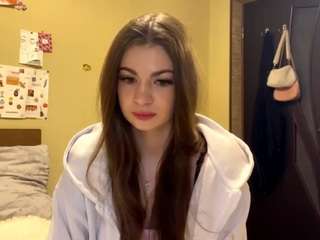  laurynersery chat room