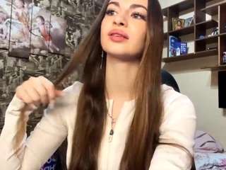 laurynersery Live Webcam on CamSoda