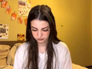 laurynersery Live Webcam on CamSoda