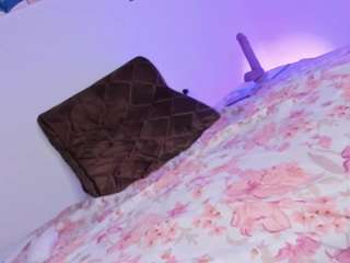 liryfeet98 webcam