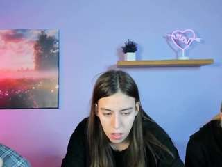 megan-cold Live Webcam on CamSoda