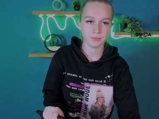 megan-cold webcam