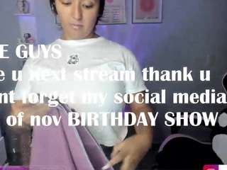  melaanyluckk chat room