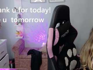 melaanyluckk
