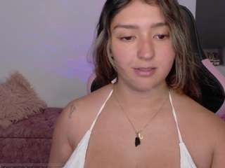 Melaanyluckk live cam preview