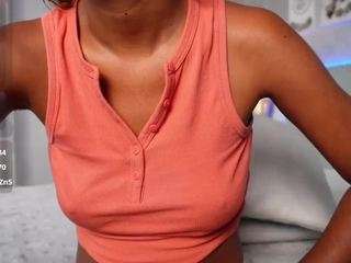 naughtykiara webcam