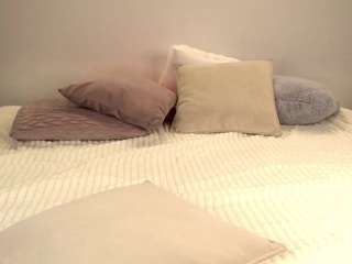 VinnieOverlock live cam preview
