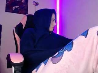 yuliana29 Live Webcam on CamSoda