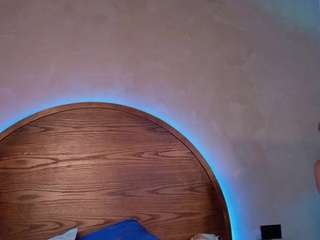 courtneygrey Live Webcam on CamSoda