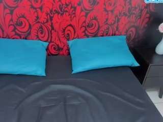  chanellcute chat room