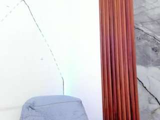 Este modelo está ao vivo agora. nikitaa20