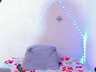 nikitaa20 live webcam show