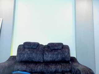 paris-hot's CamSoda show and profile