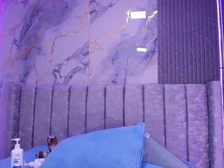 rubi-hops live webcam show