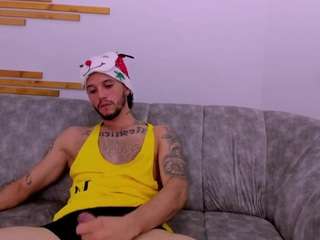 tonyy-19 Live Webcam on {site_name}