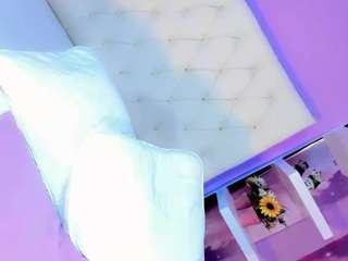 VeronicaRosee live cam preview
