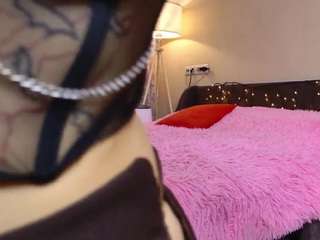 هذا النموذج مباشر الآن. amarisceleste