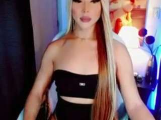 AnaiisVelvet live webcam show