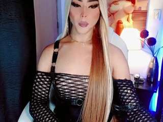 AnaiisVelvet live webcam show
