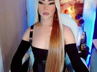 AnaiisVelvet