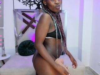 ebony-rosee