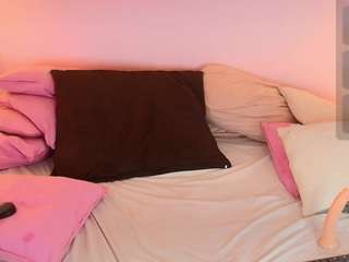 frodita-dh Live Webcam on CamSoda