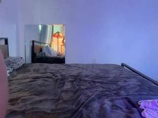 Live webcam model littlelies42069 on Soda Cams