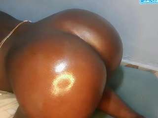 prettylilly95 webcam model