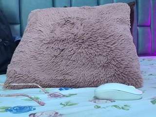 scarletnoir4u webcam model