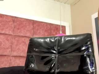 shara-goddes05 Live Webcam on CamSoda