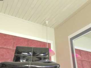 shara-goddes05 Live Webcam on CamSoda