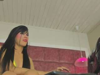 shara-goddes05's CamSoda show and profile