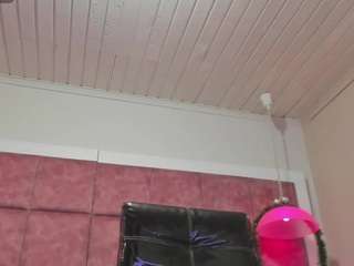 shara-goddes05 Live Webcam on CamSoda