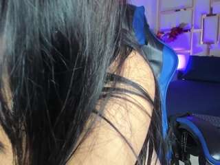 vanesaa-mejia's CamSoda show and profile