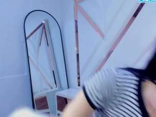 AmyKolbold33 live cam preview